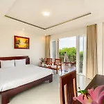 Hoi An Palmy Villa