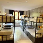 Harmony Old Town Hostel And Pool Bar
