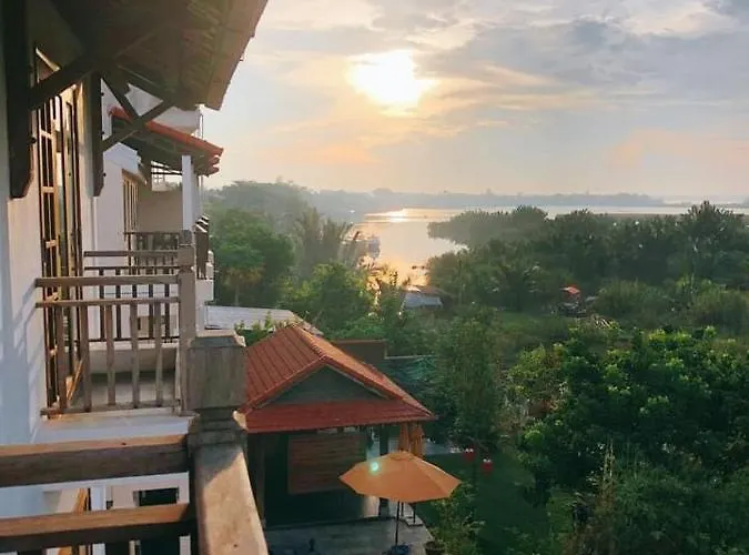 Calm House Hotel Hoi An 1