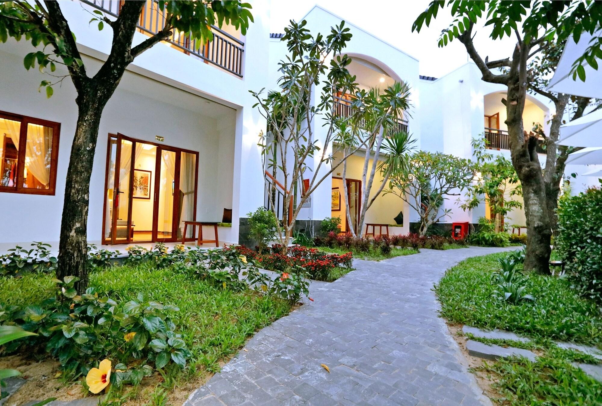 Azumi Hotel 3*