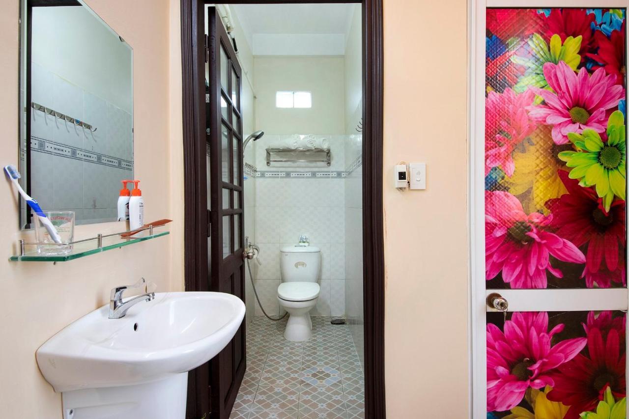 Red Lotus Homestay & Hoi An