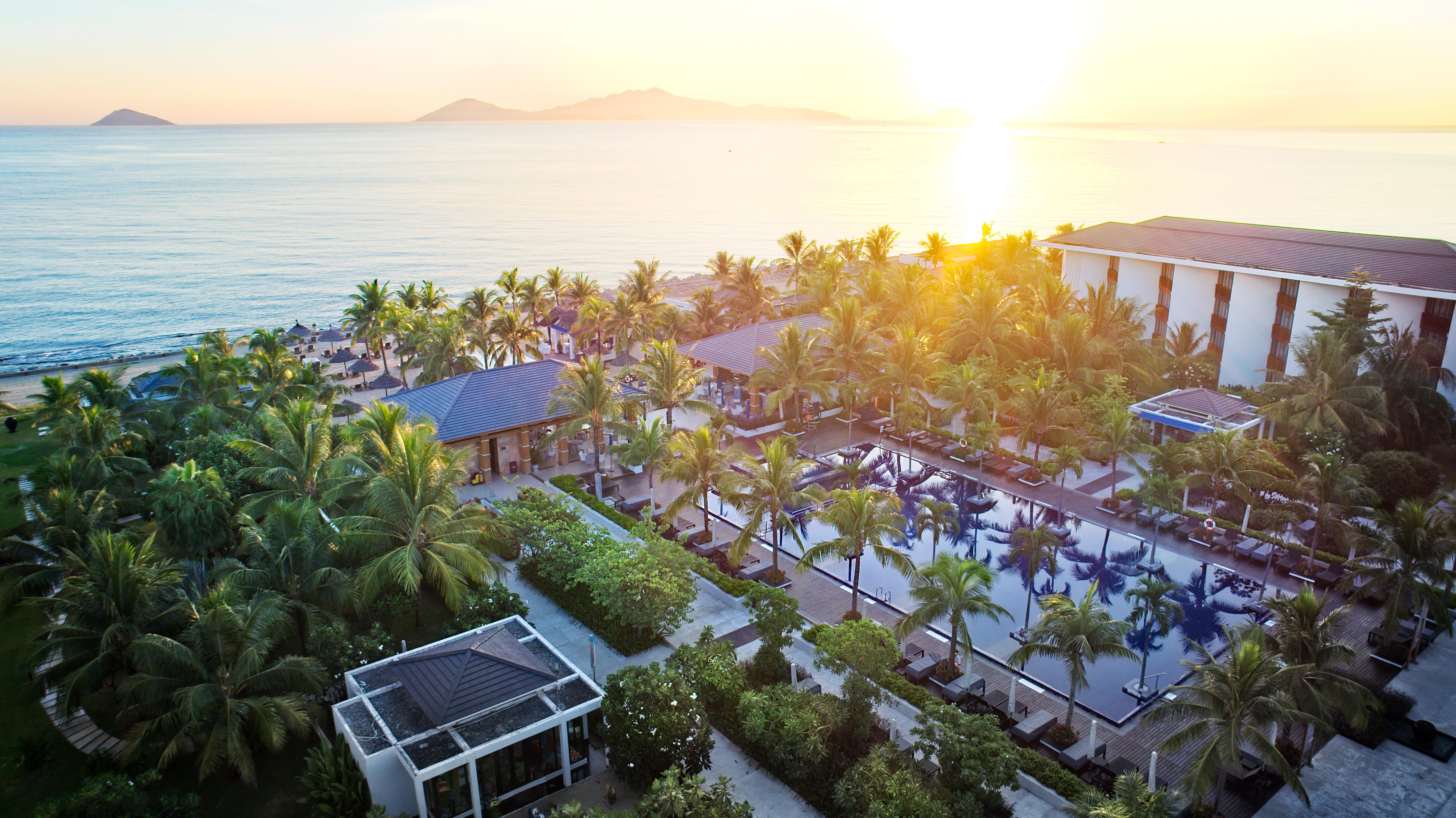 Sunrise Premium & Hoi An