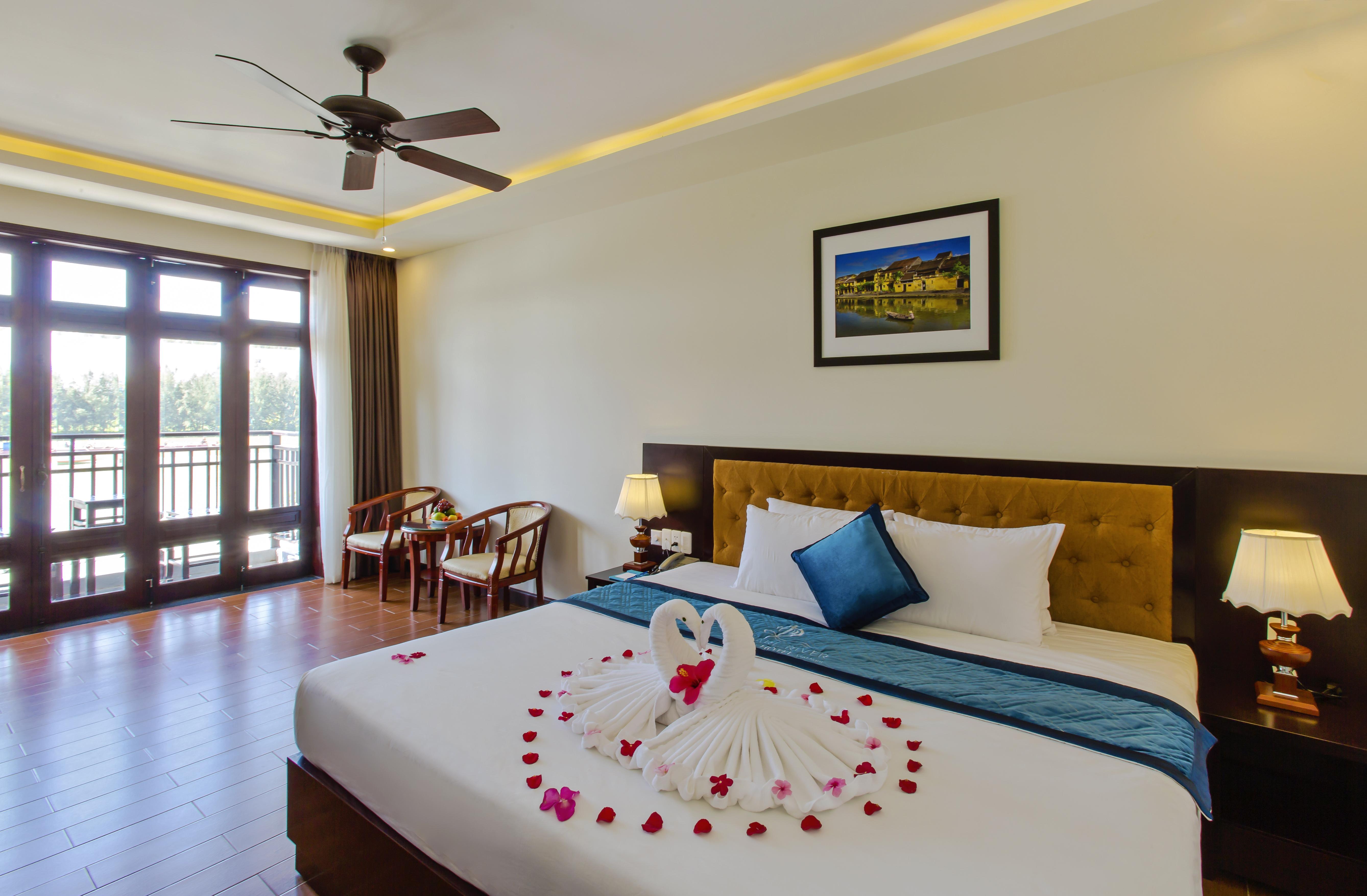 Pearl River & Hotel 4*