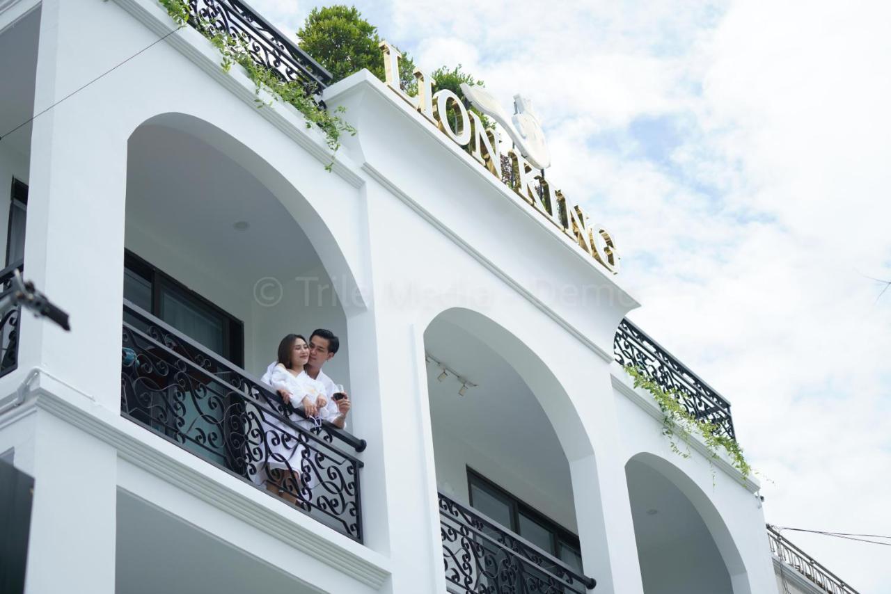 Hotel Lion King