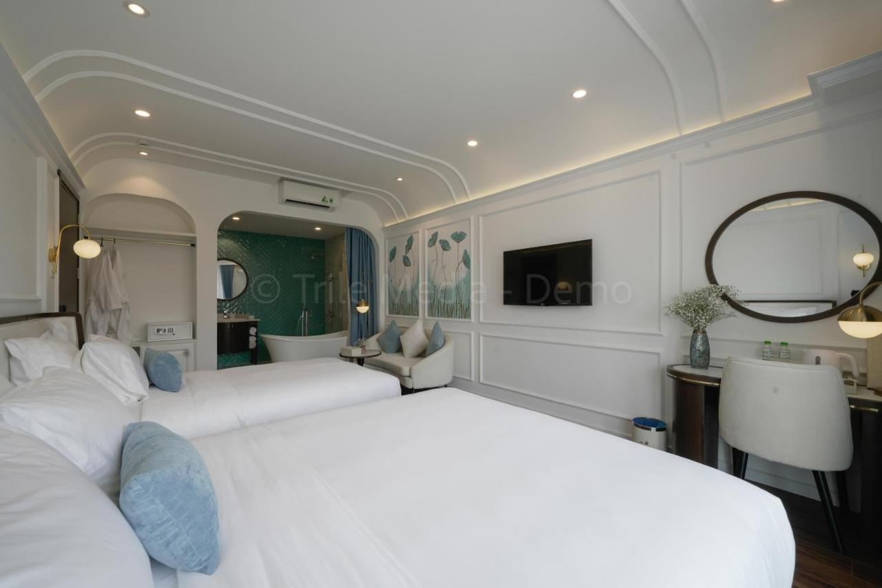 Hotel Lion King