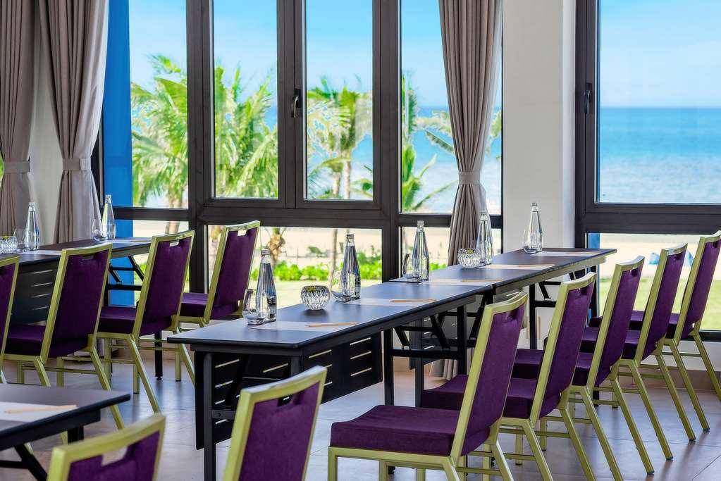 Pousada Wyndham Royal Beachfront Hoi An
