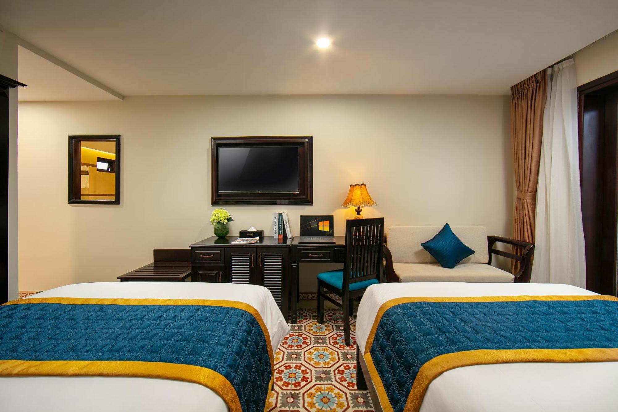La Charm & Hotel 4*