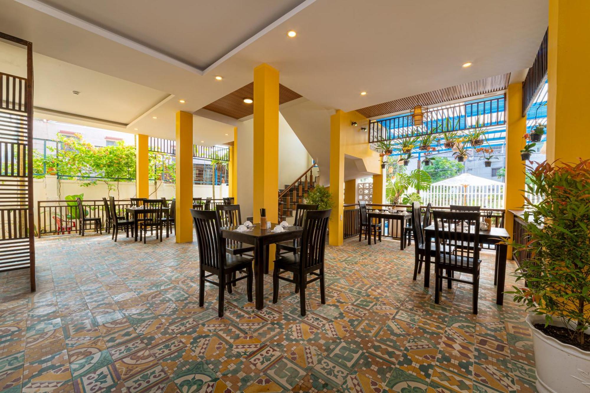 Hotel Heart - Bespoke