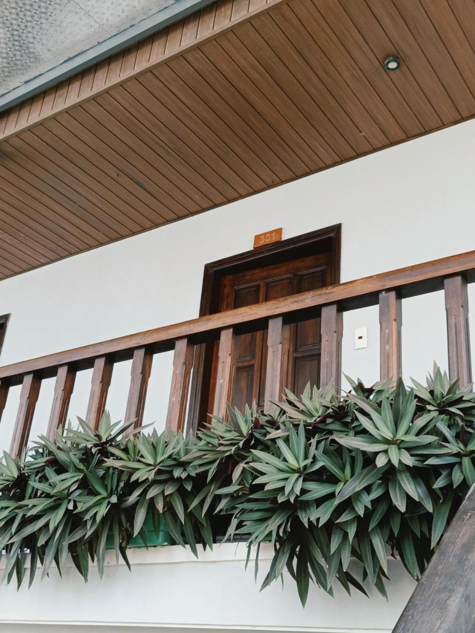 Hospedagem domiciliar Riverside Plum Garden *