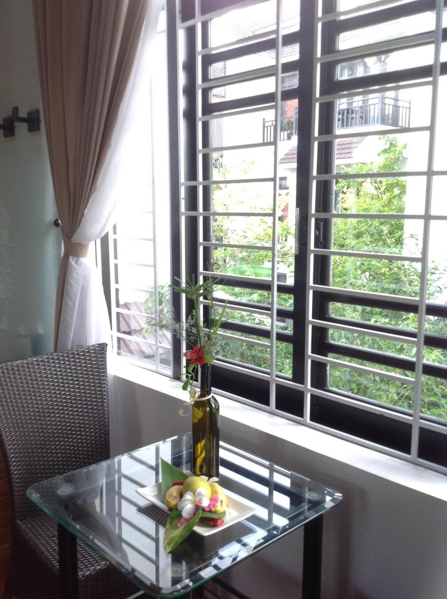 East West Villa Hoi An