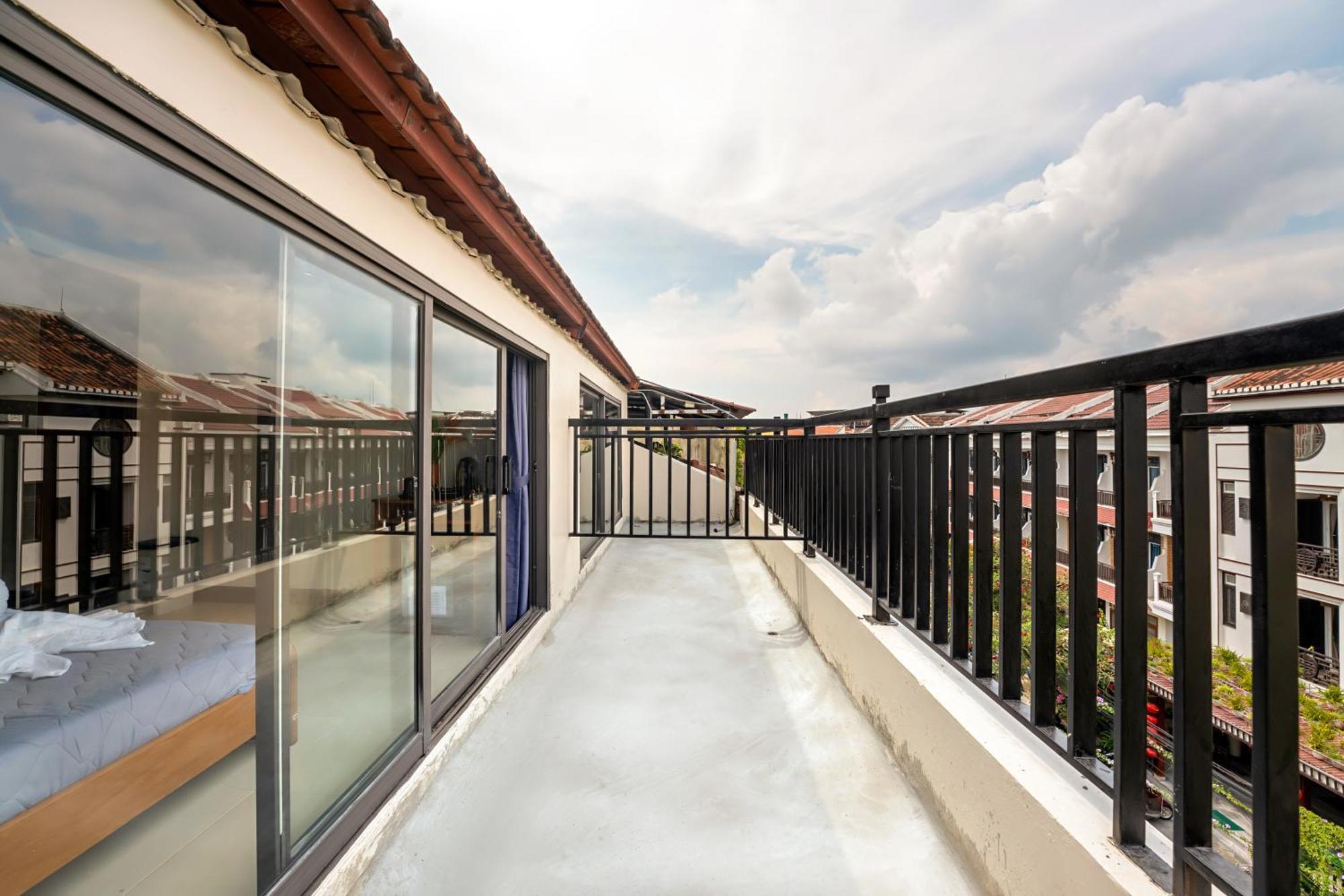 Albergue Harmony Old Town And Pool Bar Hoi An