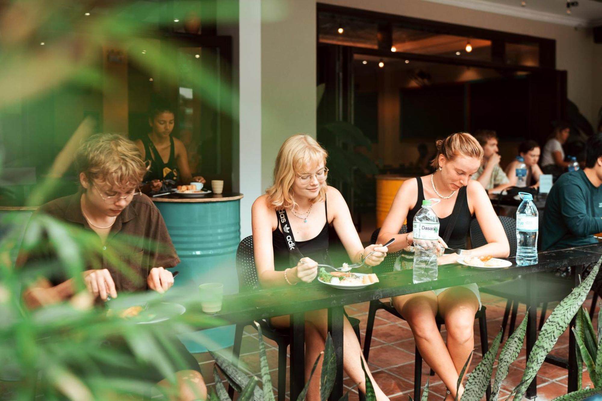 Albergue Harmony Old Town And Pool Bar Hoi An