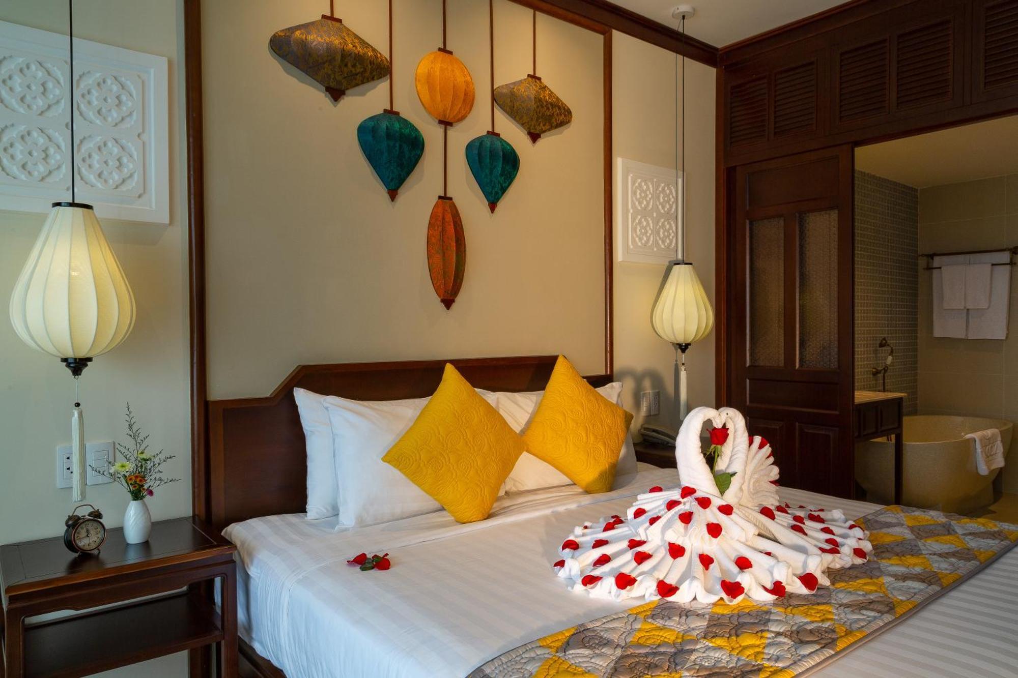 Khách Sạn Cozy Savvy Boutique Hội An