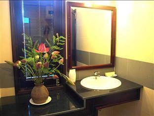 Hotel Pho Library