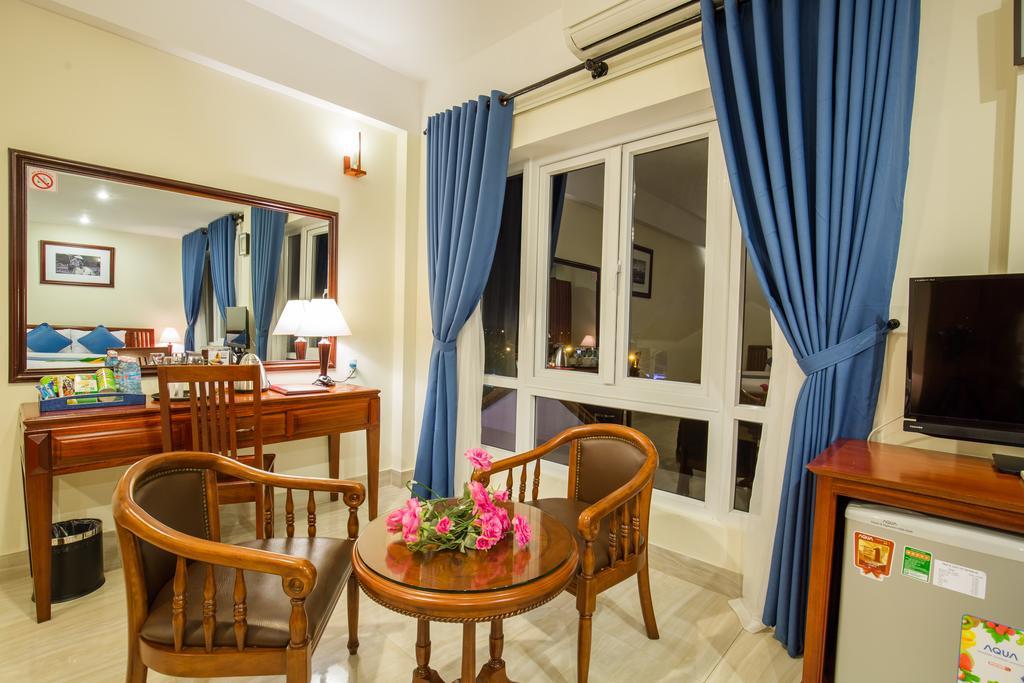 Prince Hotel Hotel