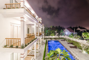 Palmy Villa
