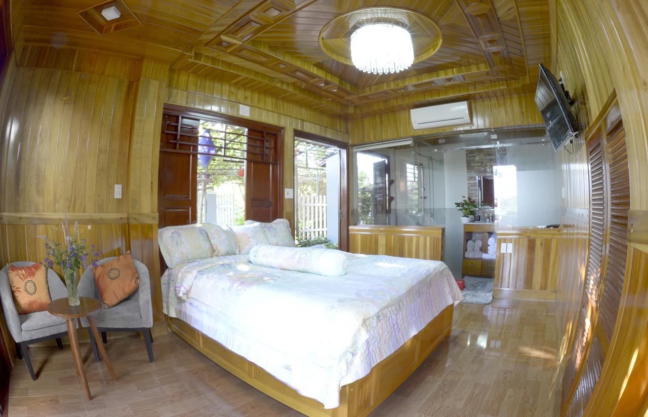 Khamy Riverside 3*