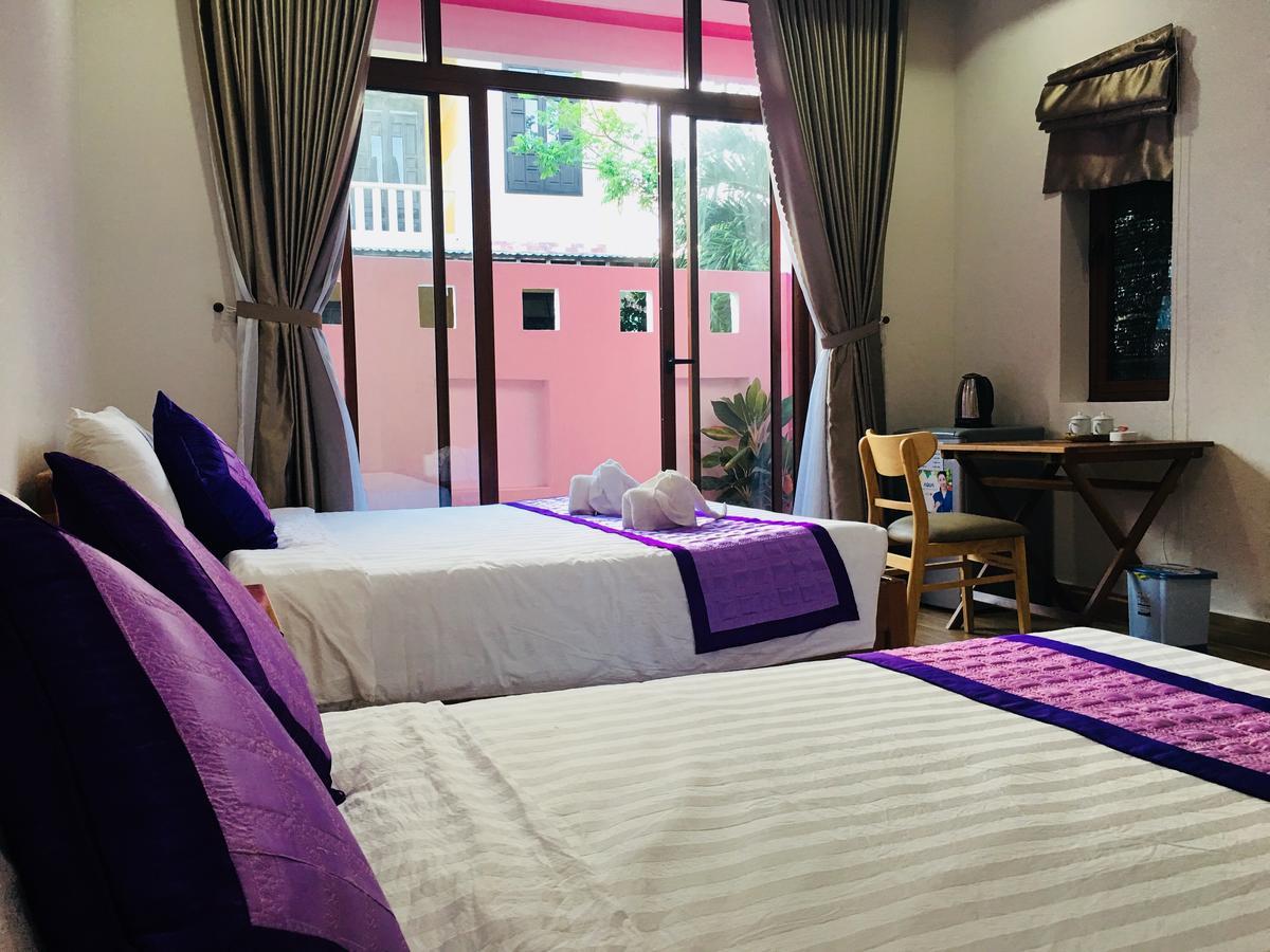 Pink House Homestay