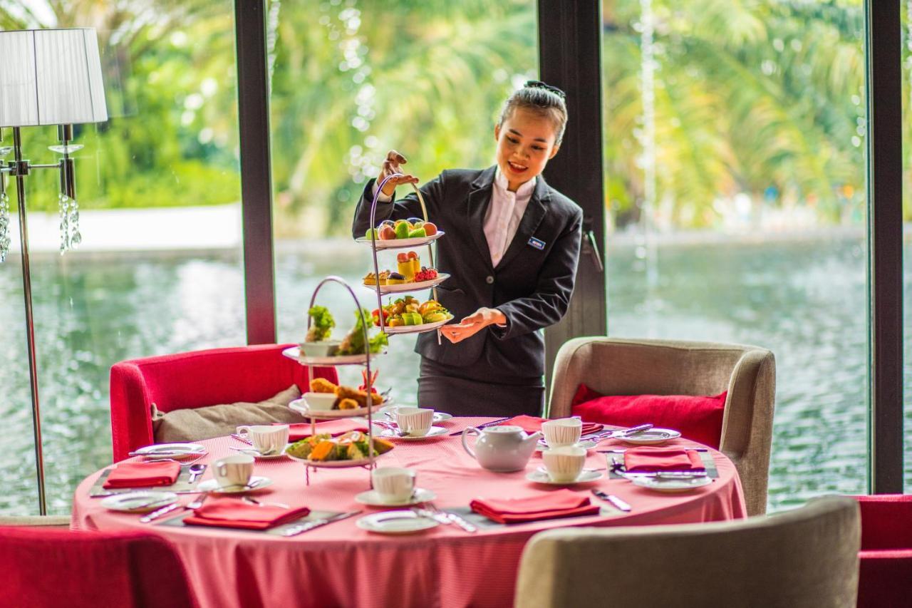 Sunrise Premium & Resort 5*