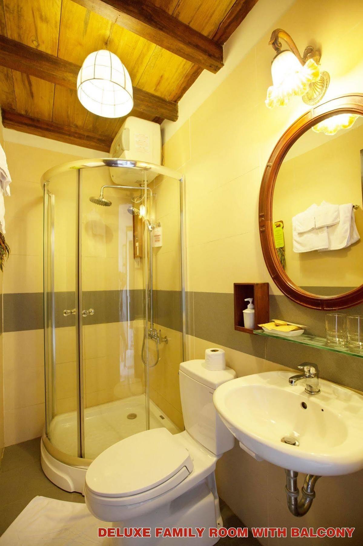 Hotel Pho Library 2*