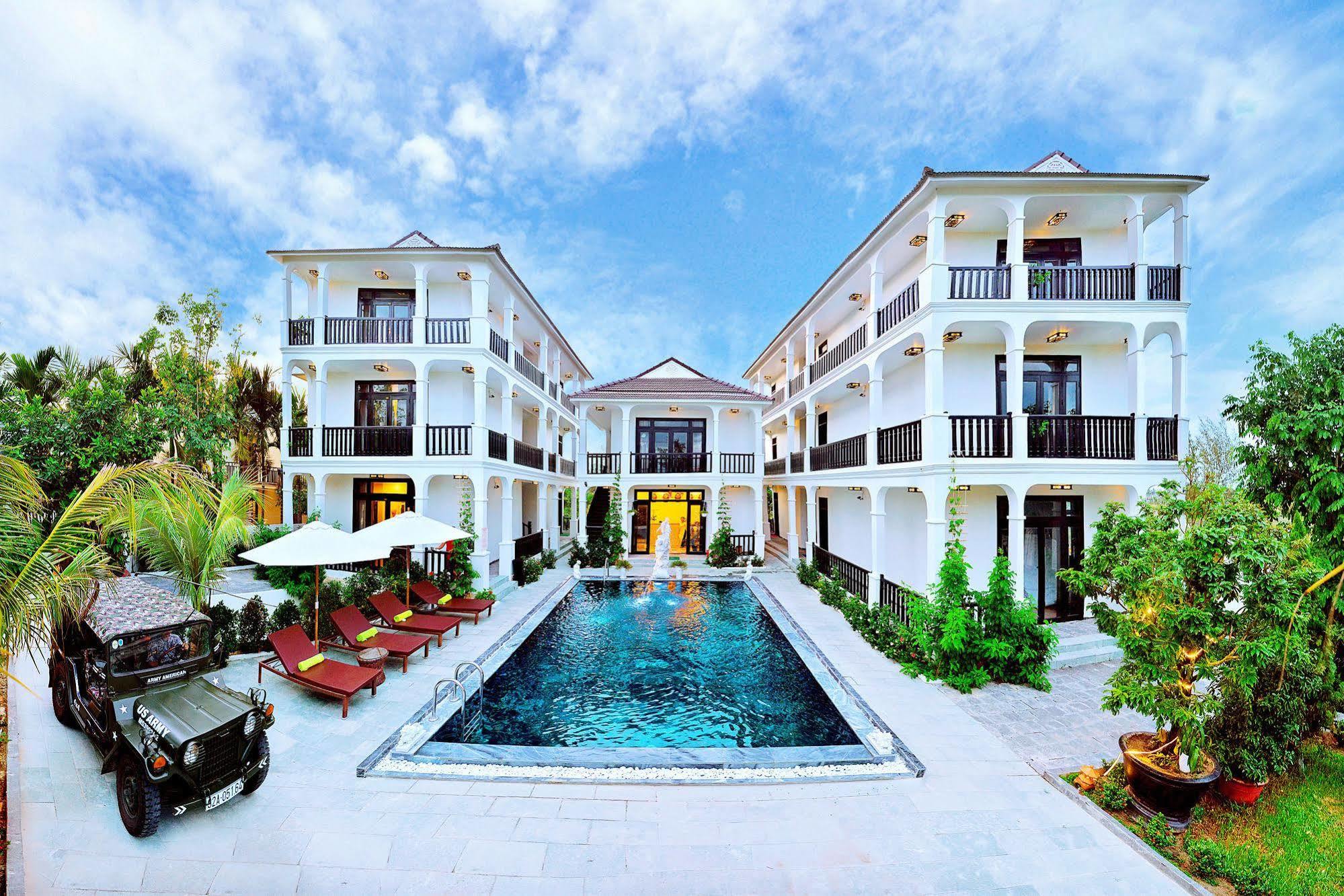 Hotel Osaka Hoi An