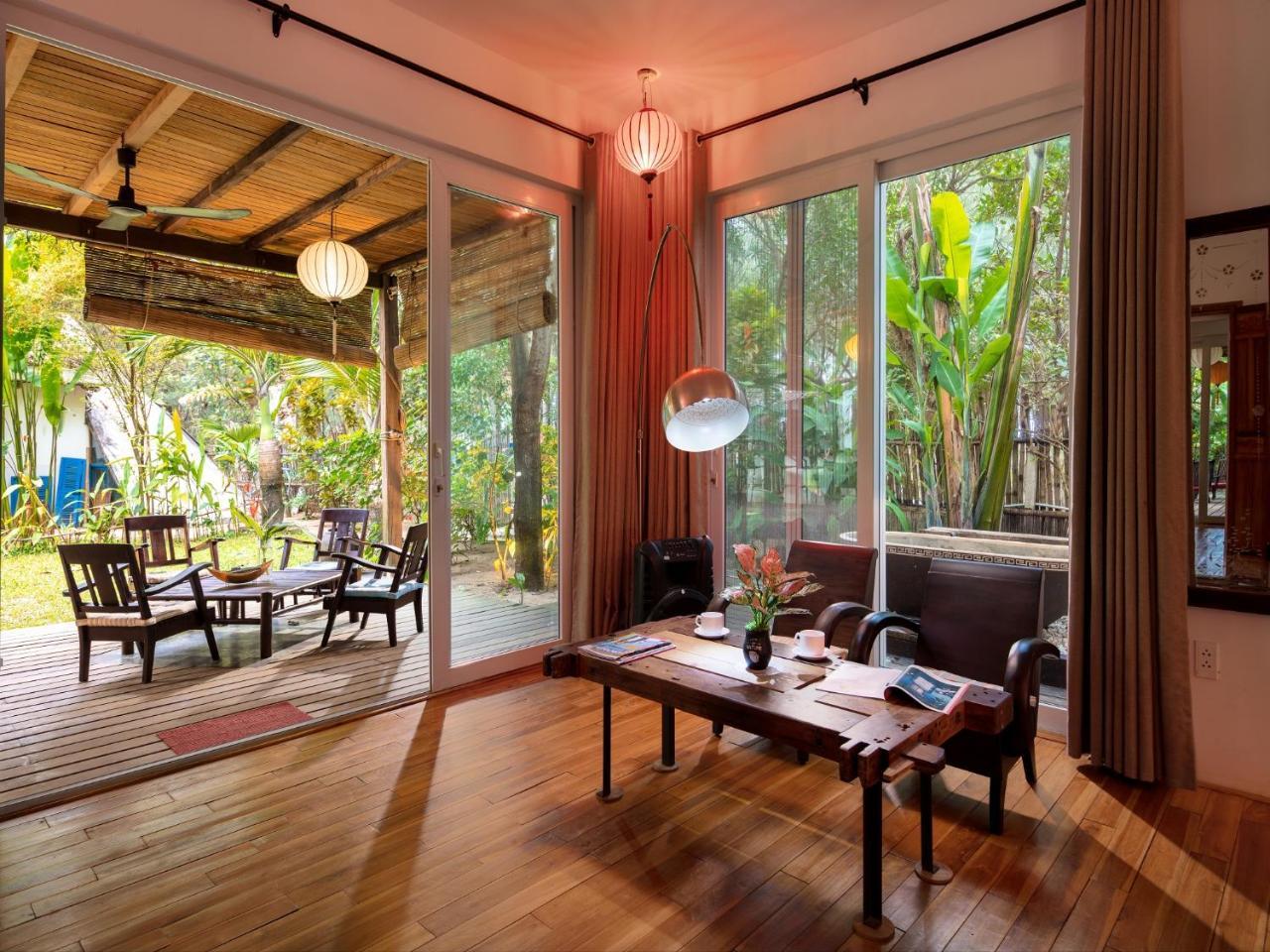 Aira Boutique & Hoi An