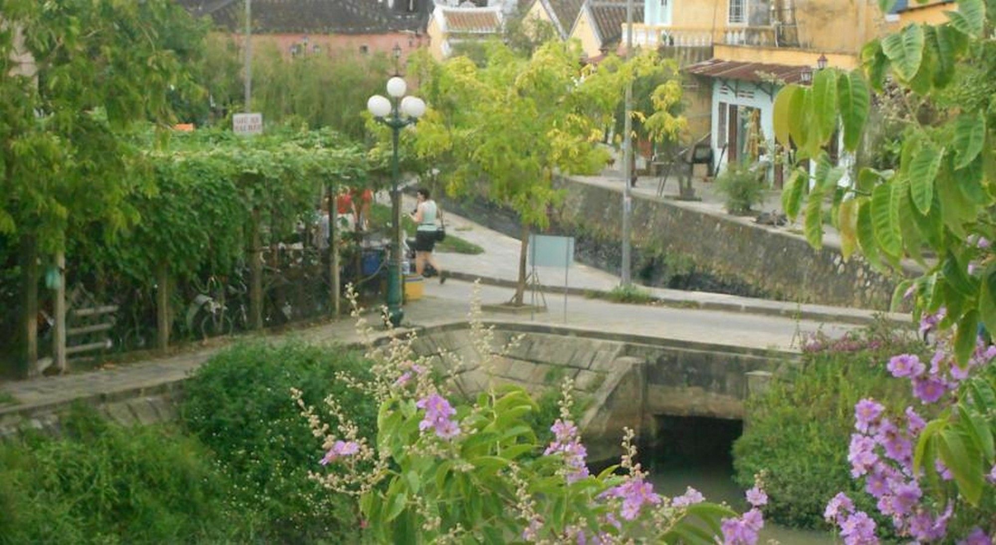 Nha Lan Hoi An