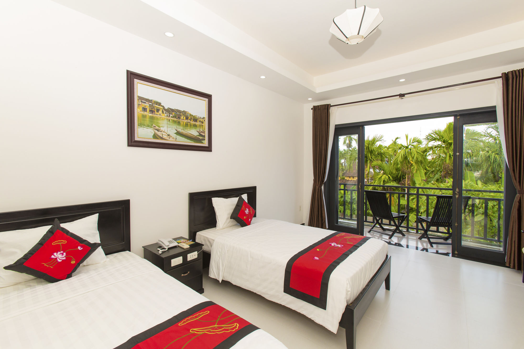 Hideaway Hotel 3*