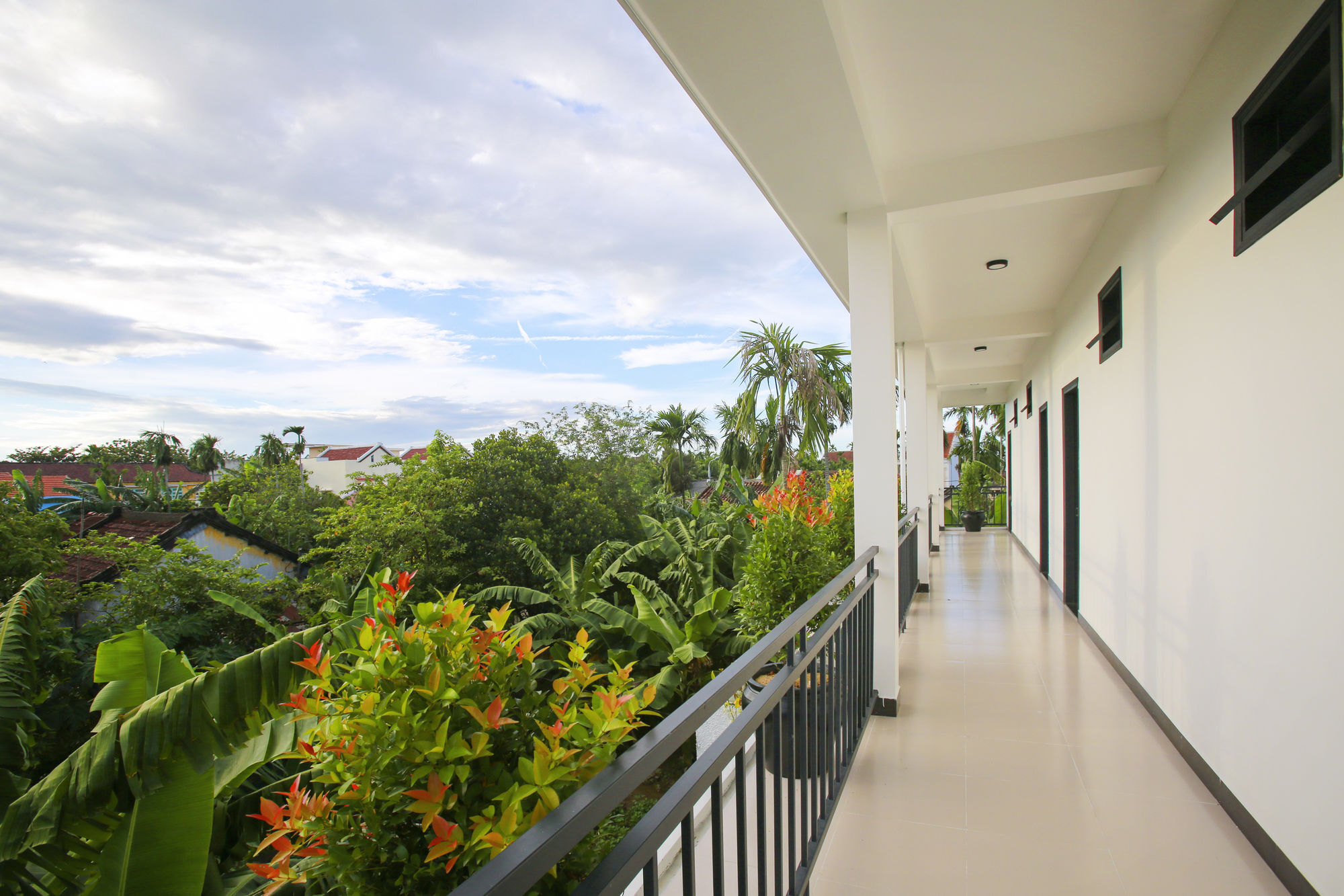 Hideaway Hotel 3*