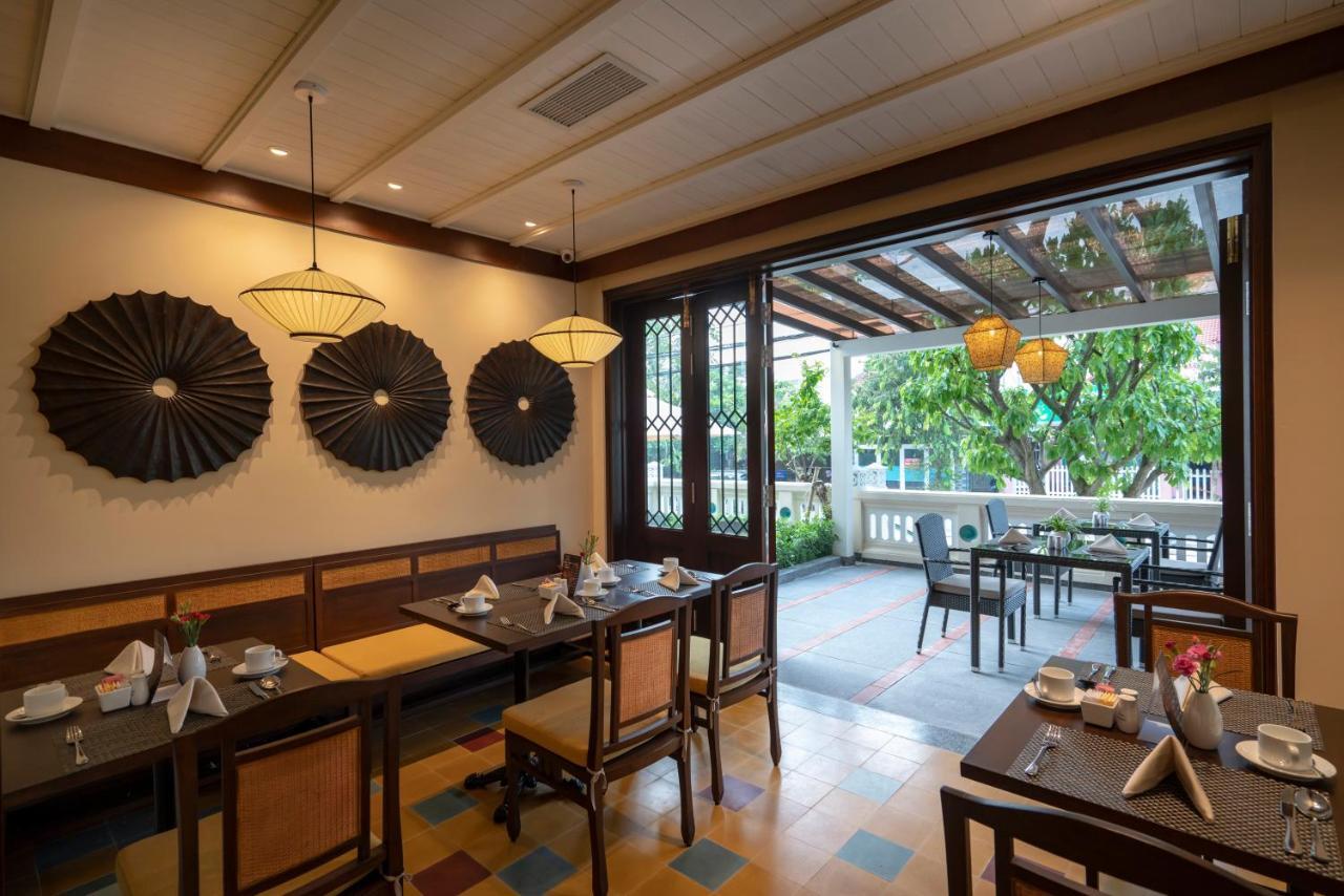 Khách Sạn Cozy Savvy Boutique Hội An 5*