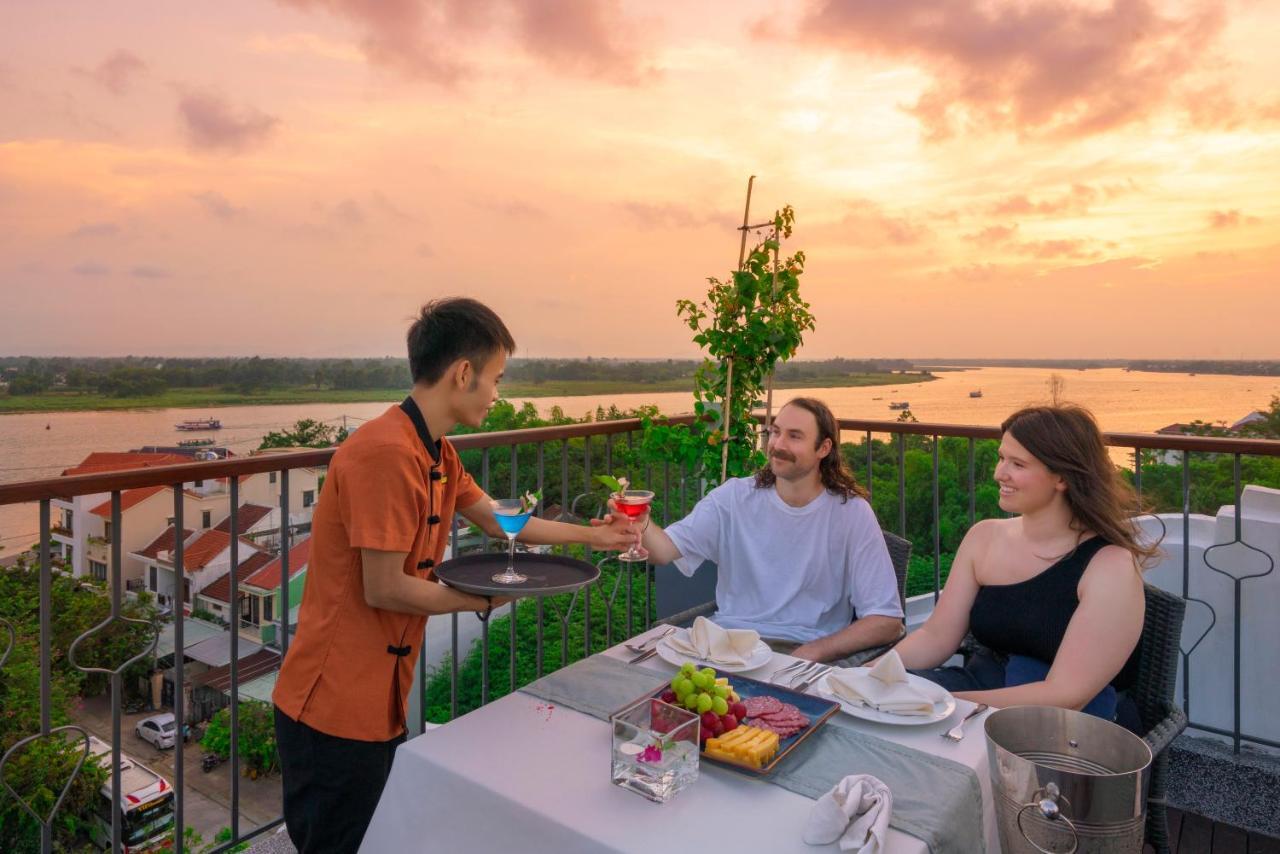 Khách Sạn Cozy Savvy Boutique Hội An 5*