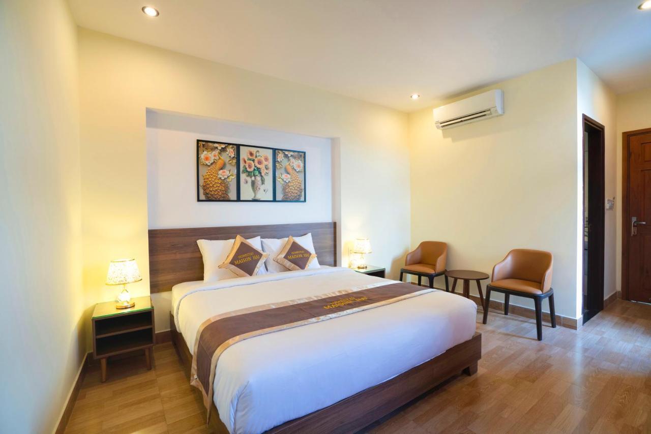 Maison Homestay *