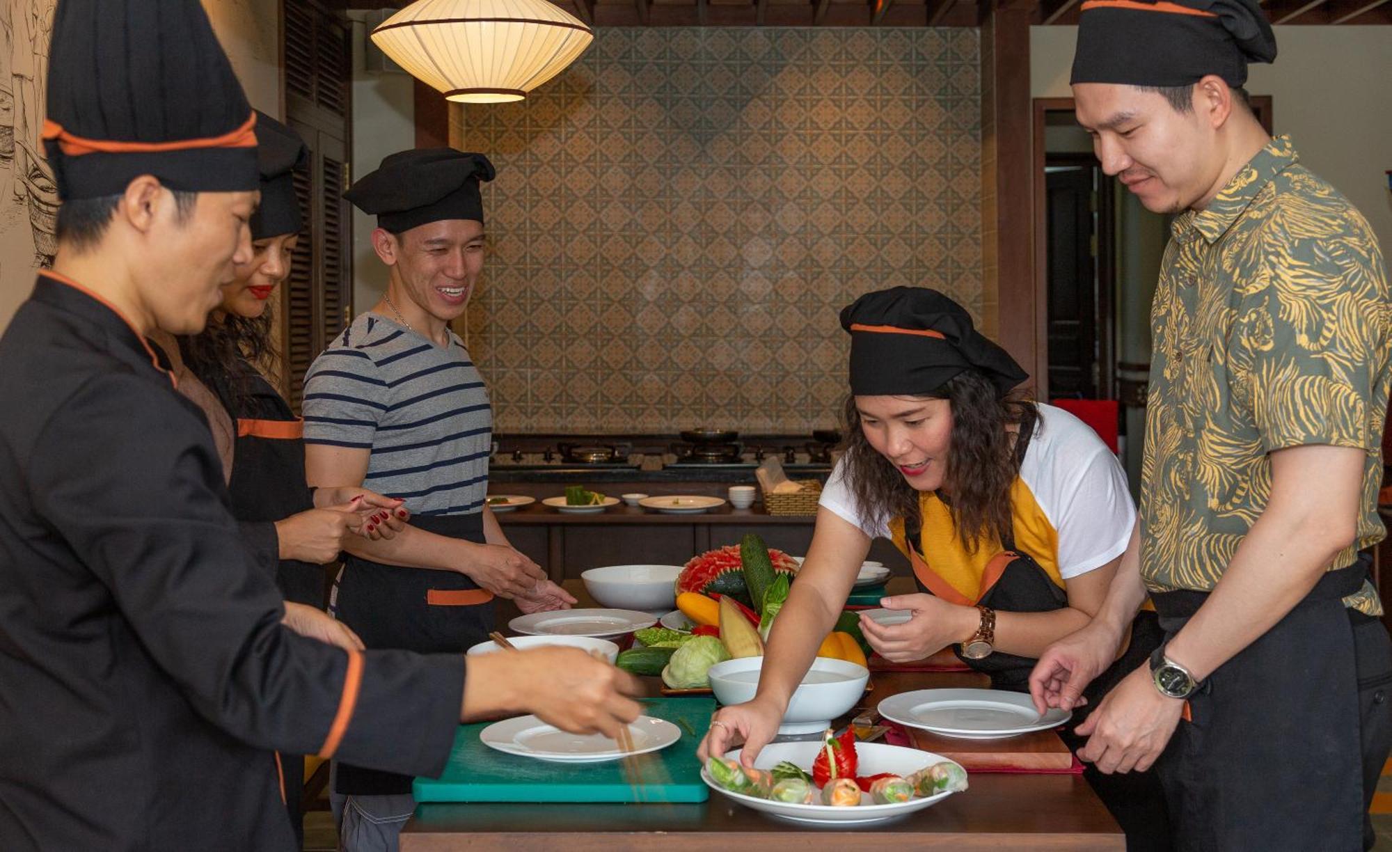 Khách Sạn Cozy Savvy Boutique Hội An Khách sạn 5*