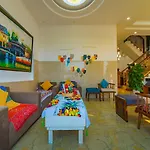 Happy Monkey Hostel