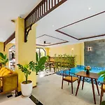 Chillax Old Town Villa