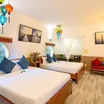 An Bang beach Happy Village