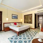 Dubai-Loius Residence