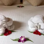 Long Life Riverside Hotel