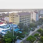 Villa Nautica By The Beach - Vesta Collections