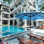 Tropical Garden & Pool Villa