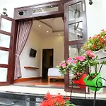 Blue Lake Homestay