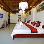 Hoa Mau Don Homestay