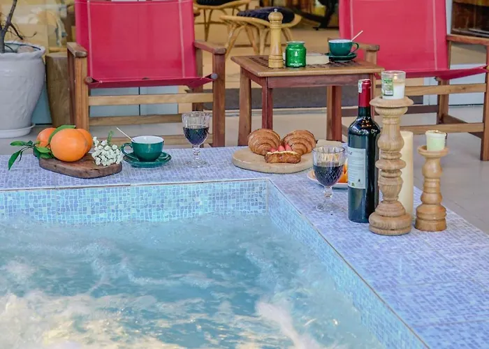 Villa Nautica By The Beach - Vesta Collections