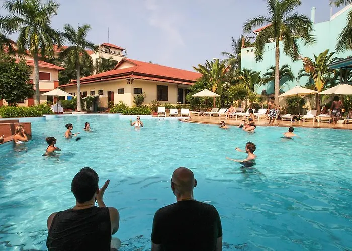 Bach Dang Hoi An Hotel