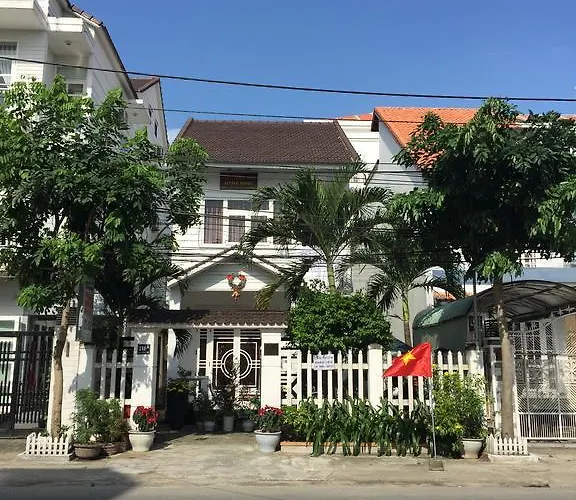 Little House Homestay