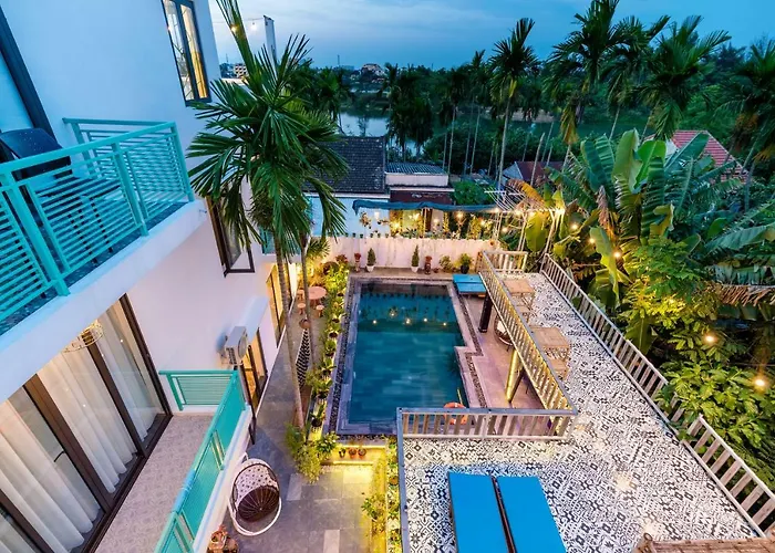 Sunny Riverside Homestay