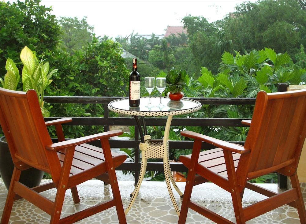 Strawberry Garden * Hoi An