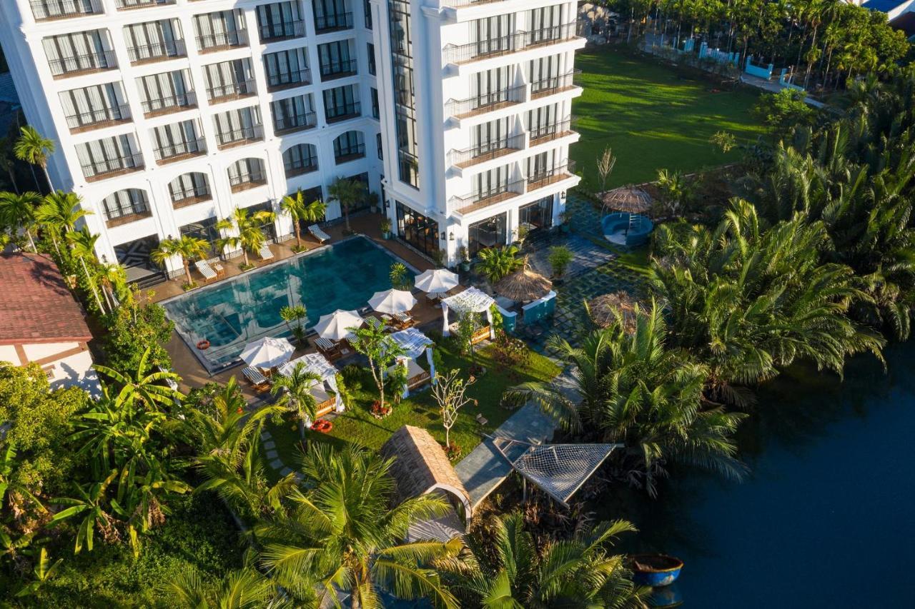 Boutique Và Shining Riverside Hội An