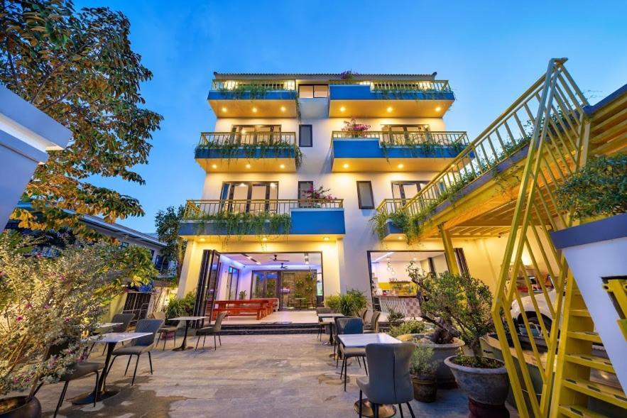 Primrose Boutique & Hoi An