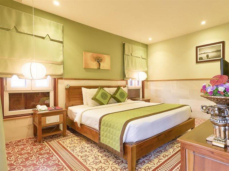 Hotel Heaven And